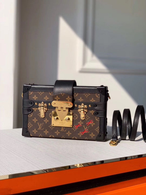 I W Fashion Lu-Vi Bags - 16745