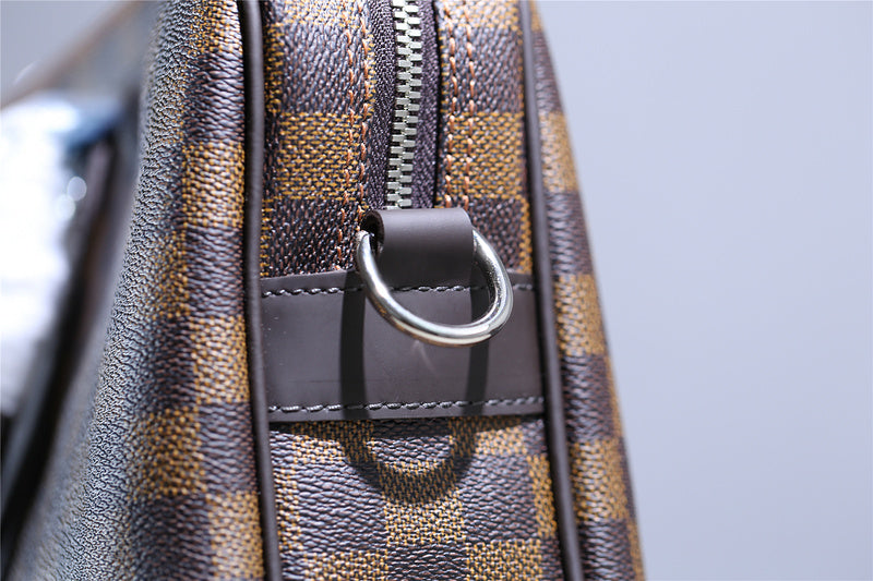 I W Fashion Lu-Vi bags - 9857