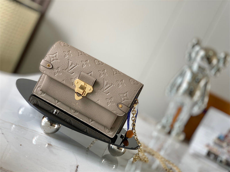 PHA - LOV Bags - 530