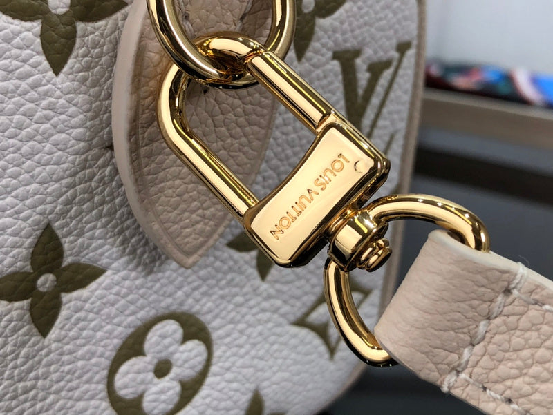 I W Fashion Lu-Vi Bags - 16909