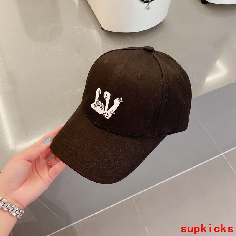 Louis Vuitton Luxury Cap