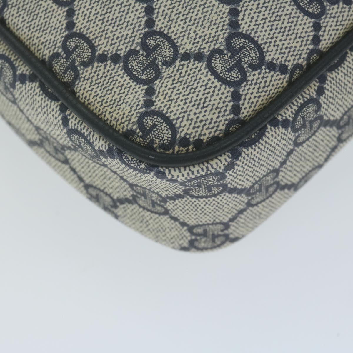 GUCCI GG Supreme Clutch Bag PVC Navy Auth am5841