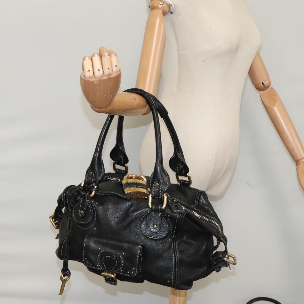 Chloe Paddington Hand Bag Leather Black Gold am7384