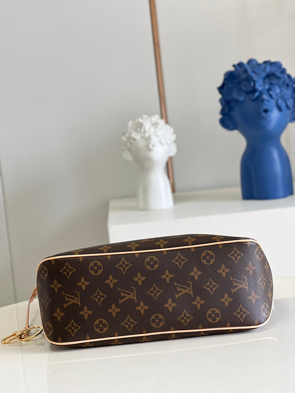 I W Fashion Lu-Vi bags - 17314