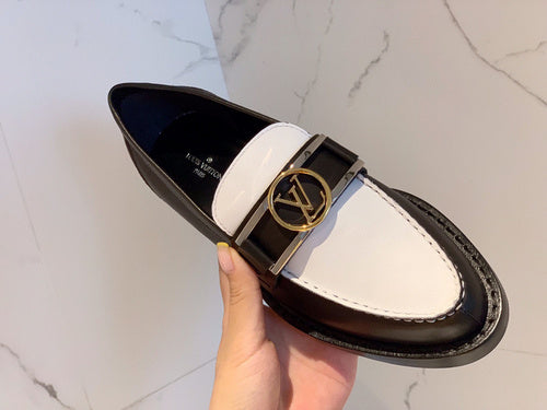 Louis Vuittion Luxury Shoes