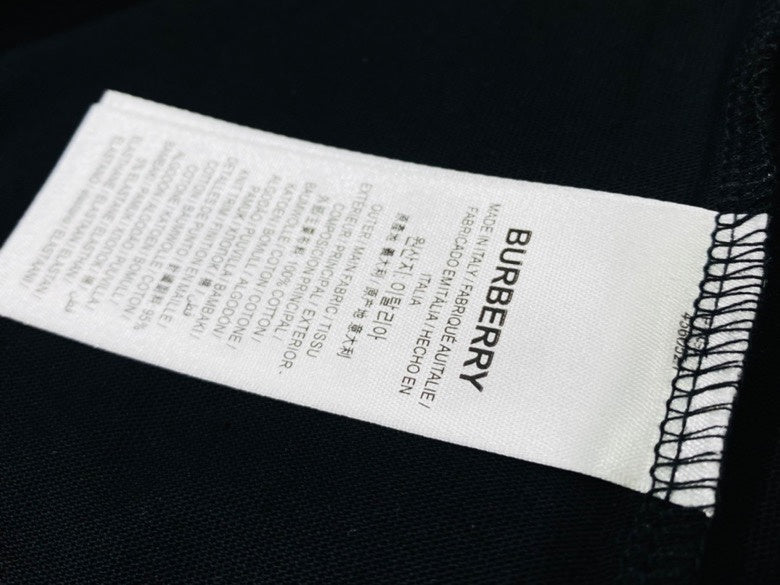 Burberry T-Shirts - 262