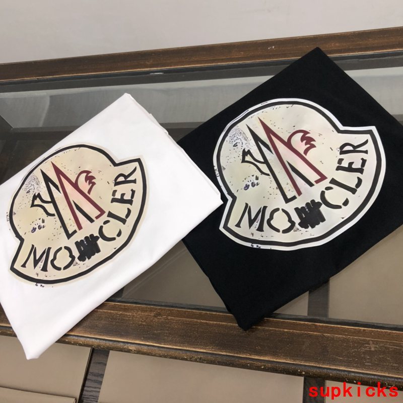 Moncler Luxury Cloth