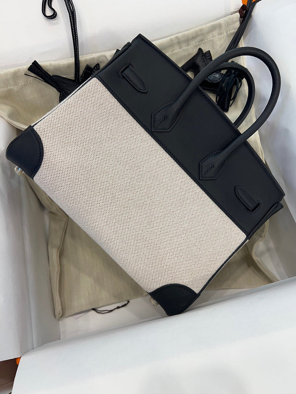 PHA - HMS Bags - 1571