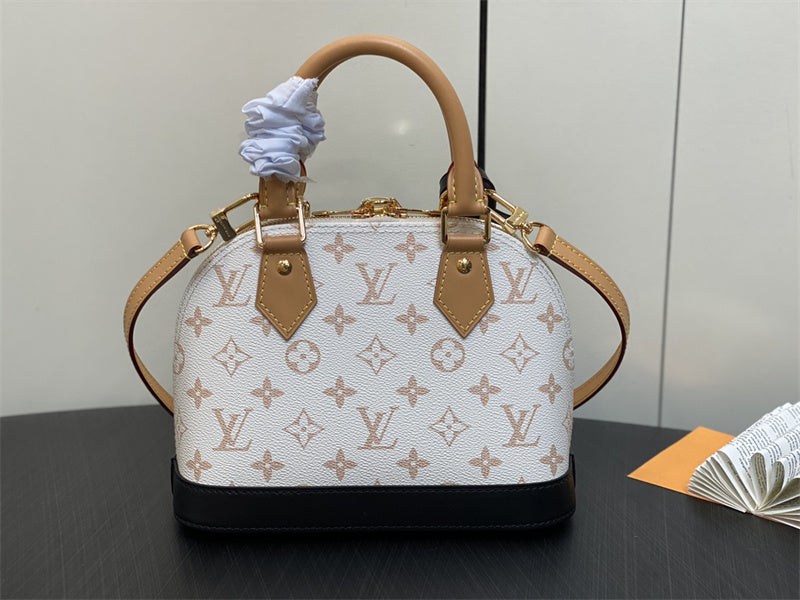 PHA - LOV Bags - 009