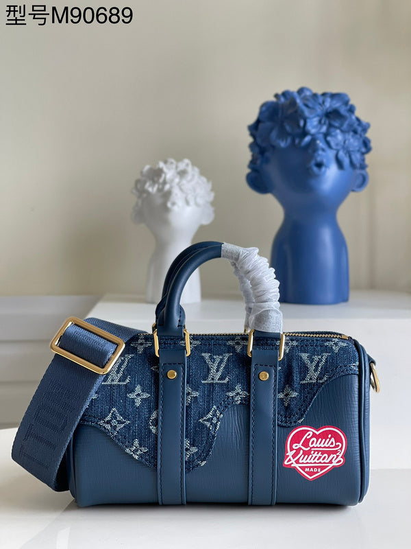 I W Fashion Lu-Vi bags - 17309