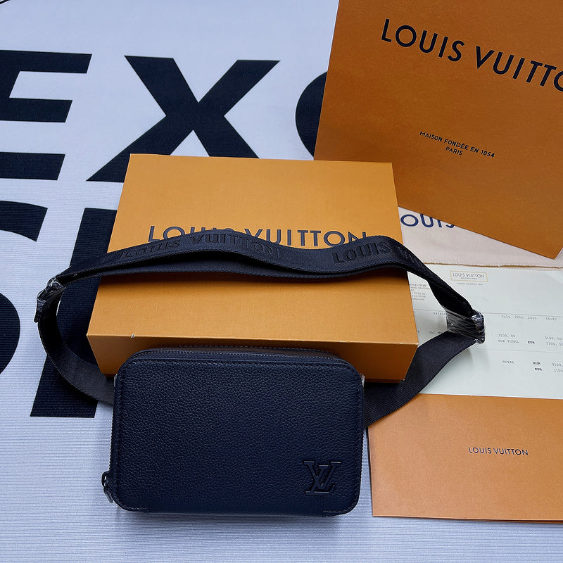 I W Fashion Lu-Vi bags - 10240