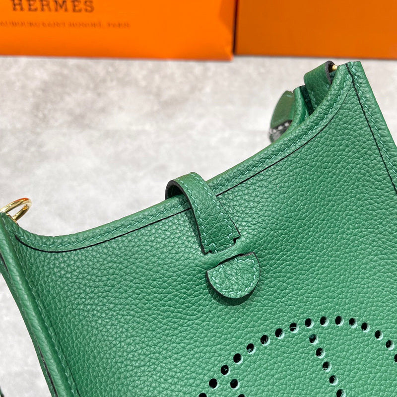 PHA - HMS Bags - 1651