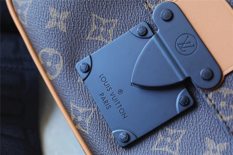 I W Fashion Lu-Vi bags - 10090