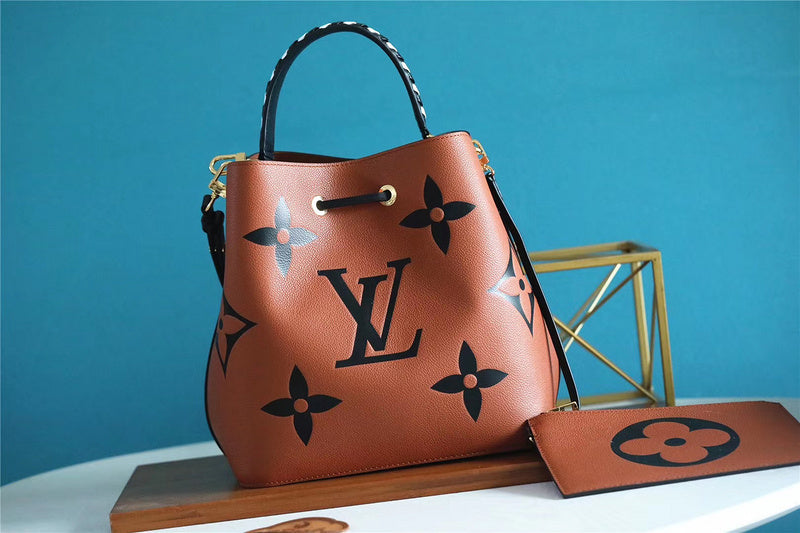 I W Fashion Lu-Vi bags - 8550