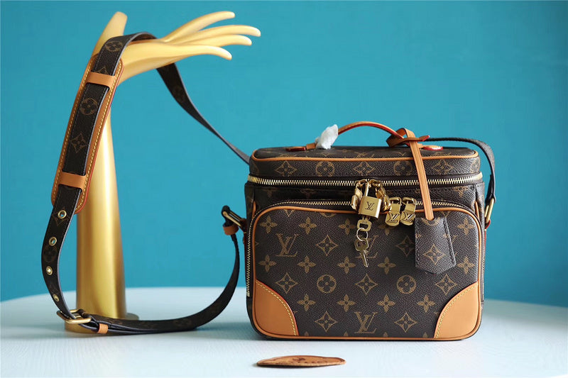 I W Fashion Lu-Vi bags - 10443