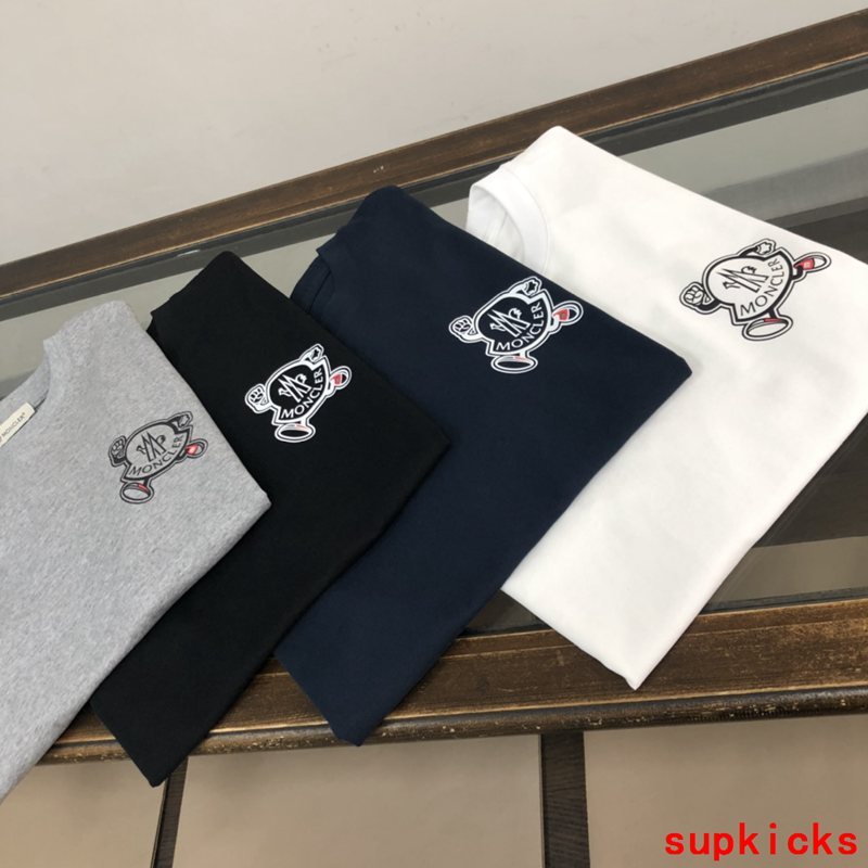 Moncler Luxury Cloth
