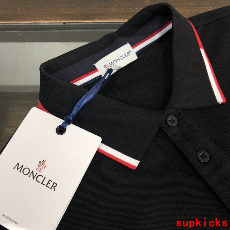 Moncler Luxury Cloth