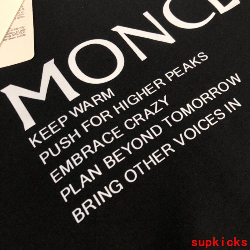 Moncler Luxury Cloth