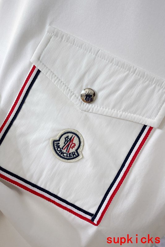 Moncler Luxury Cloth
