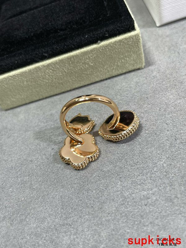 Van Cleef & Arples Jewelry