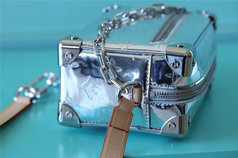 I W Fashion Lu-Vi bags - 10178