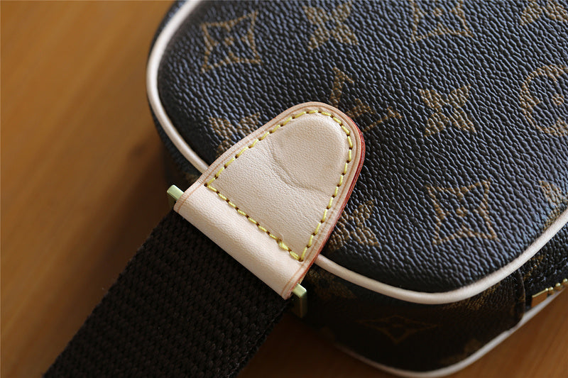 I W Fashion Lu-Vi bags - 10956