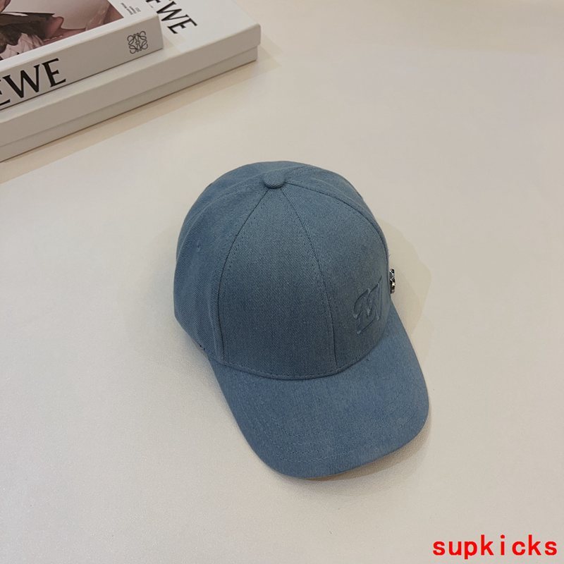 Louis Vuitton Luxury Cap
