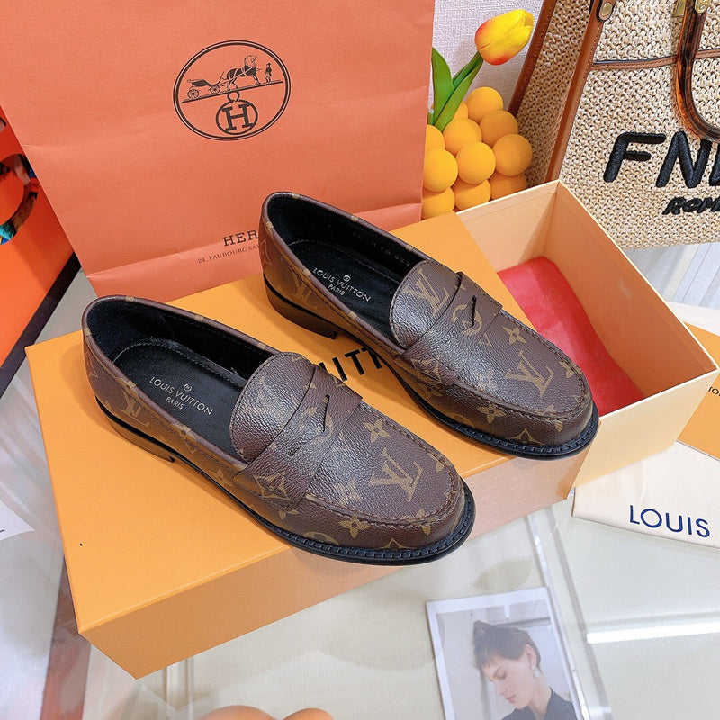 Louis Vuittion Luxury Shoes