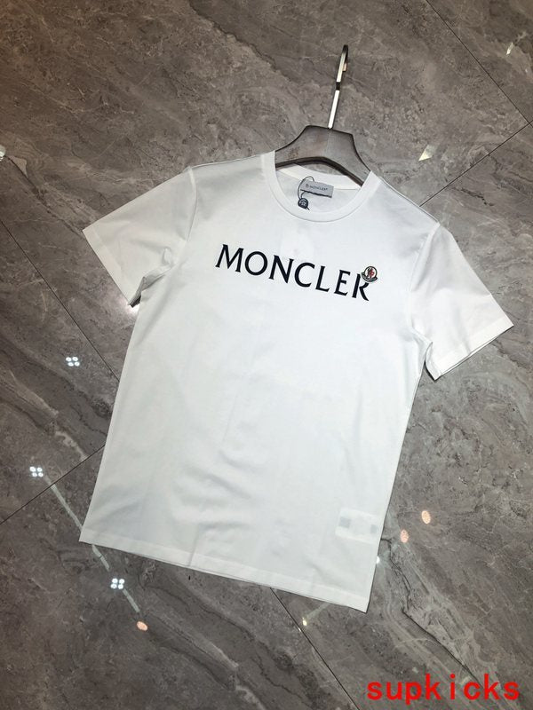 Moncler Luxury Cloth