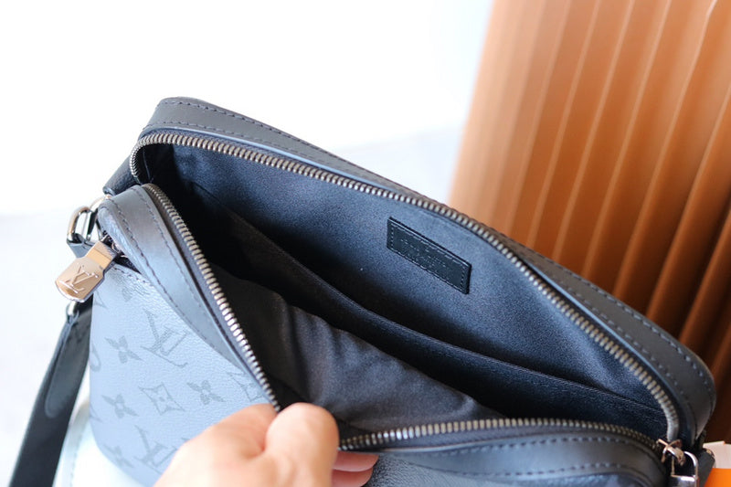 I W Fashion Lu-Vi bags - 17186