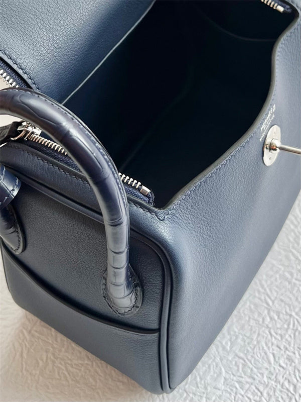 PHA - HMS Bags - 720