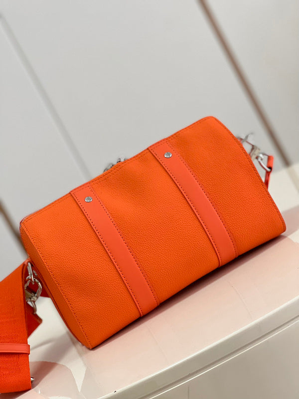 I W Fashion Lu-Vi bags - 16989