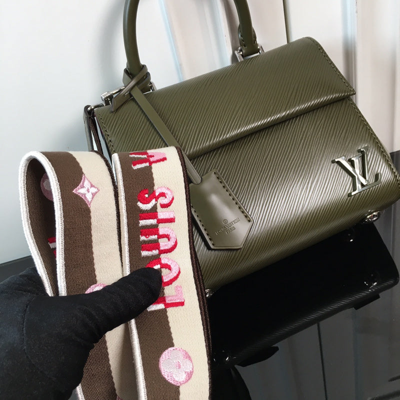 I W Fashion Lu-Vi bags - 17102