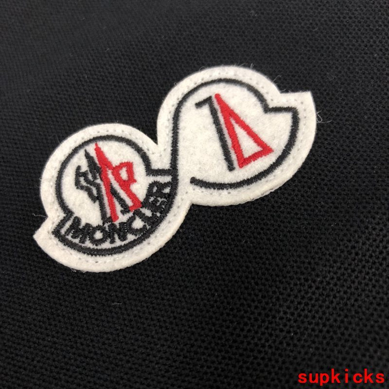 Moncler Luxury Cloth