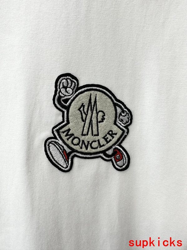 Moncler Luxury Cloth