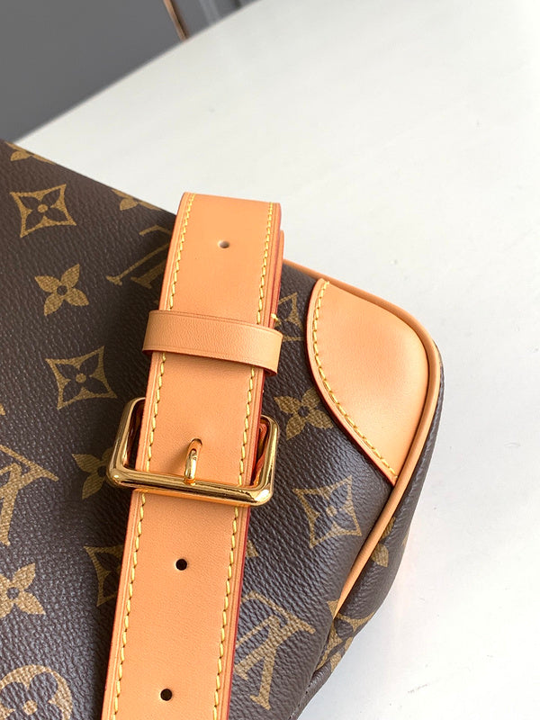 I W Fashion Lu-Vi Bags - 16861