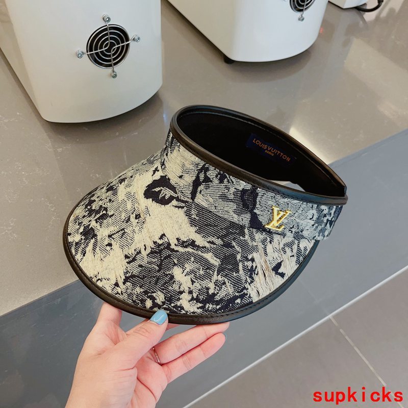 Louis Vuitton Luxury Cap