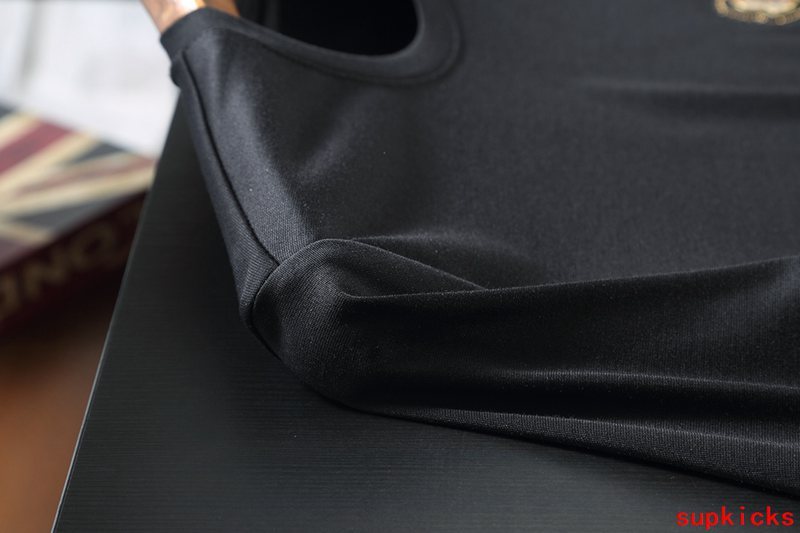 Moncler Luxury Cloth