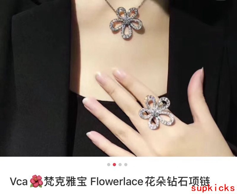 Van Cleef & Arples Jewelry