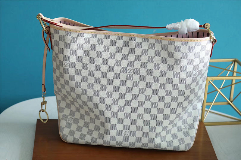 I W Fashion Lu-Vi bags - 8021