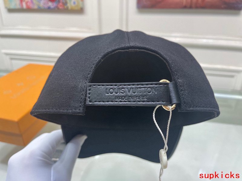 Louis Vuitton Luxury Cap