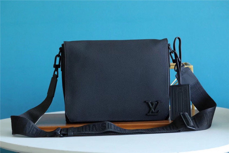I W Fashion Lu-Vi bags - 10294