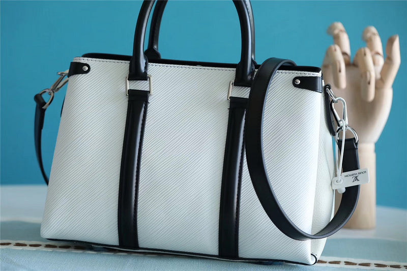 I W Fashion Lu-Vi bags - 8428