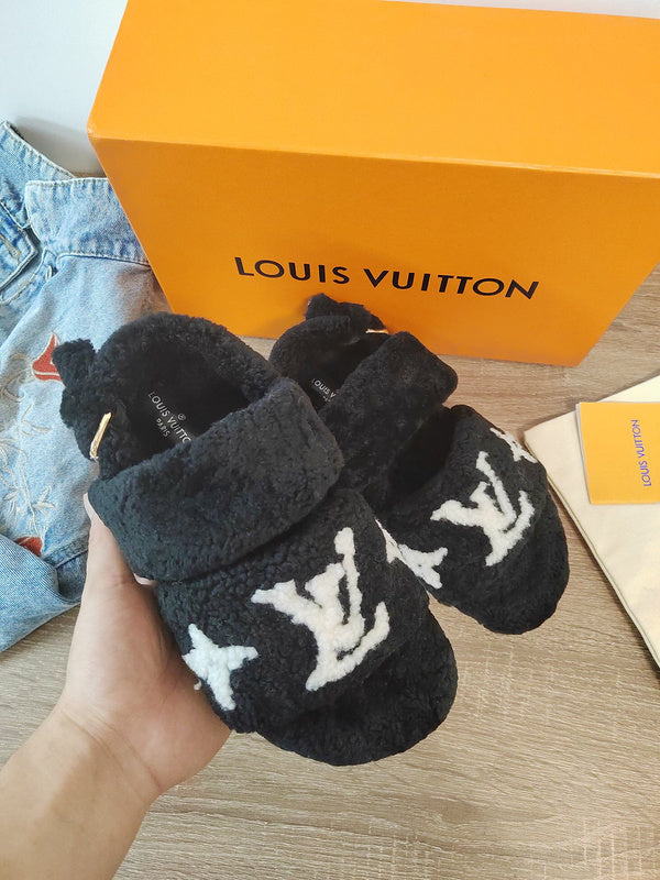 Louis Vuittion Luxury Shoes