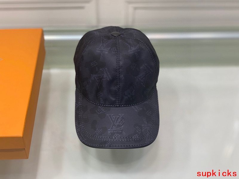Louis Vuitton Luxury Cap
