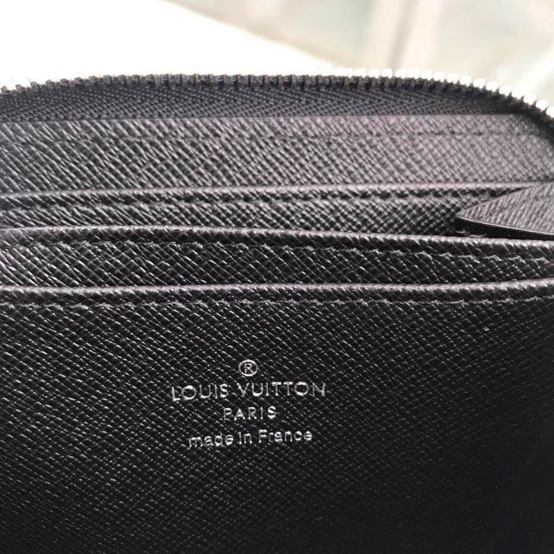 I W Fashion Lu-Vi bags - 9099