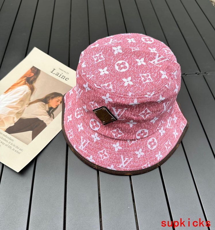 Louis Vuitton Luxury Cap