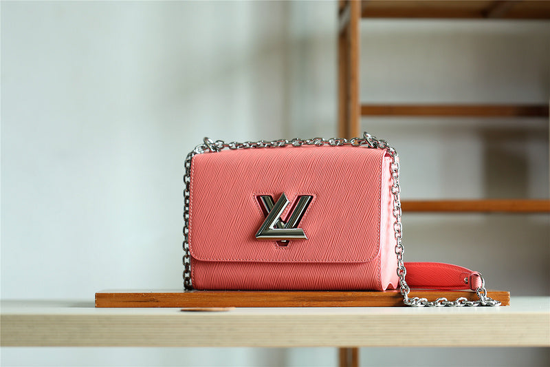 I W Fashion Lu-Vi bags - 8501