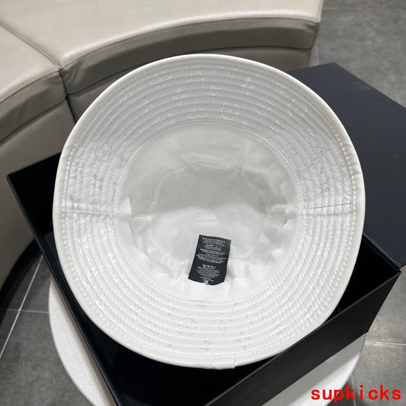 Louis Vuitton Luxury Cap