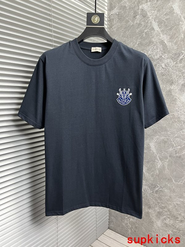 Moncler Luxury Cloth